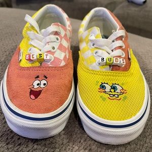 Lightly used! Rare Sponge Bob Square Pants Vans size women’s 5.0